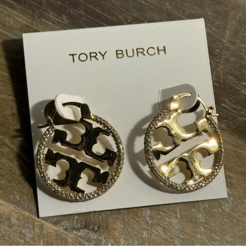 Nwt Tory Burch Gold rhinestone logo hoop Earrings - Picture 4 of 5